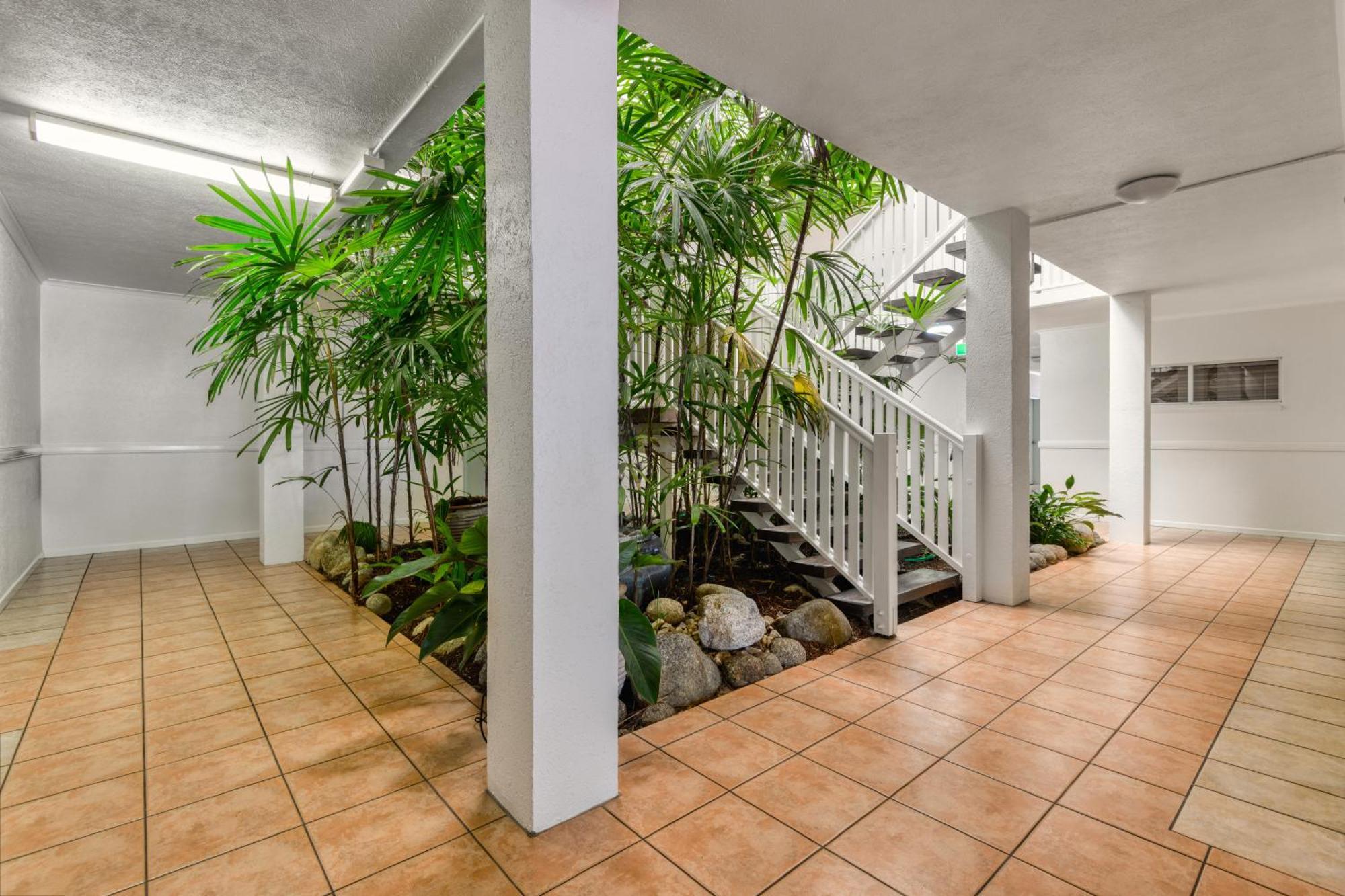 Ocean Palms Apartments Port Douglas Kültér fotó